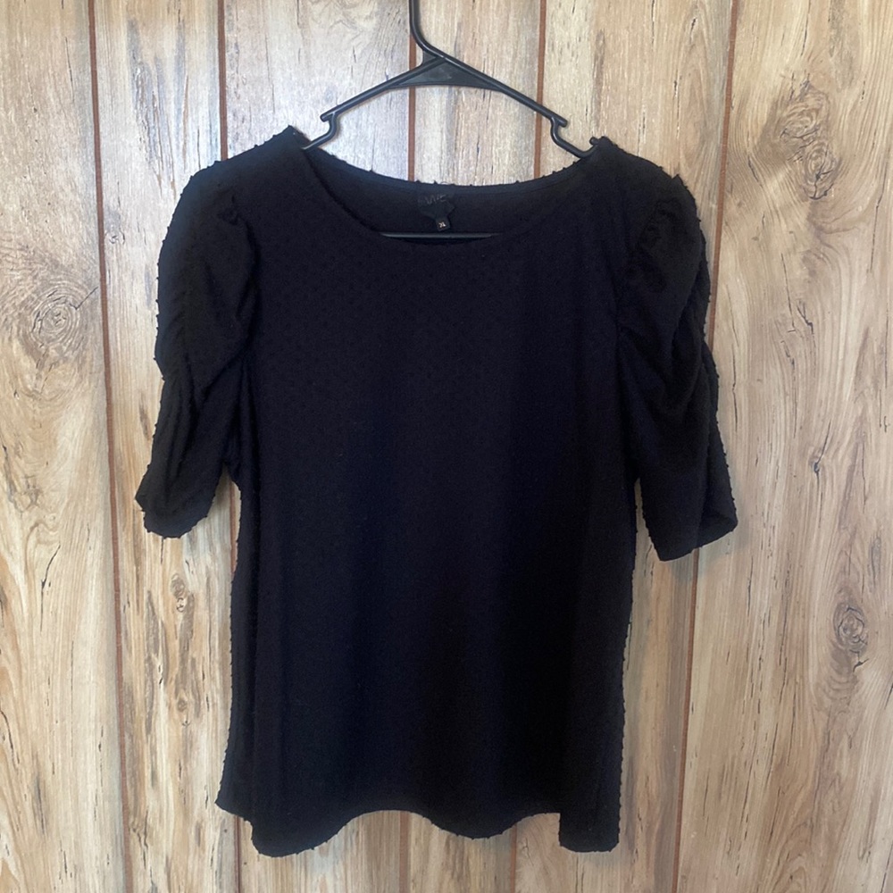 Textured puff sleeve blouse